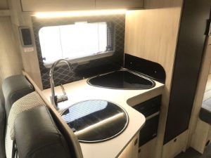 Picture of Auto-trail F-Line F72 2.0